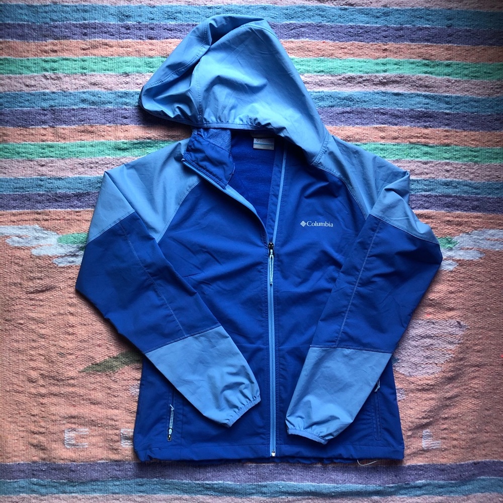 Columbia Hooded Windbreaker Size Medium